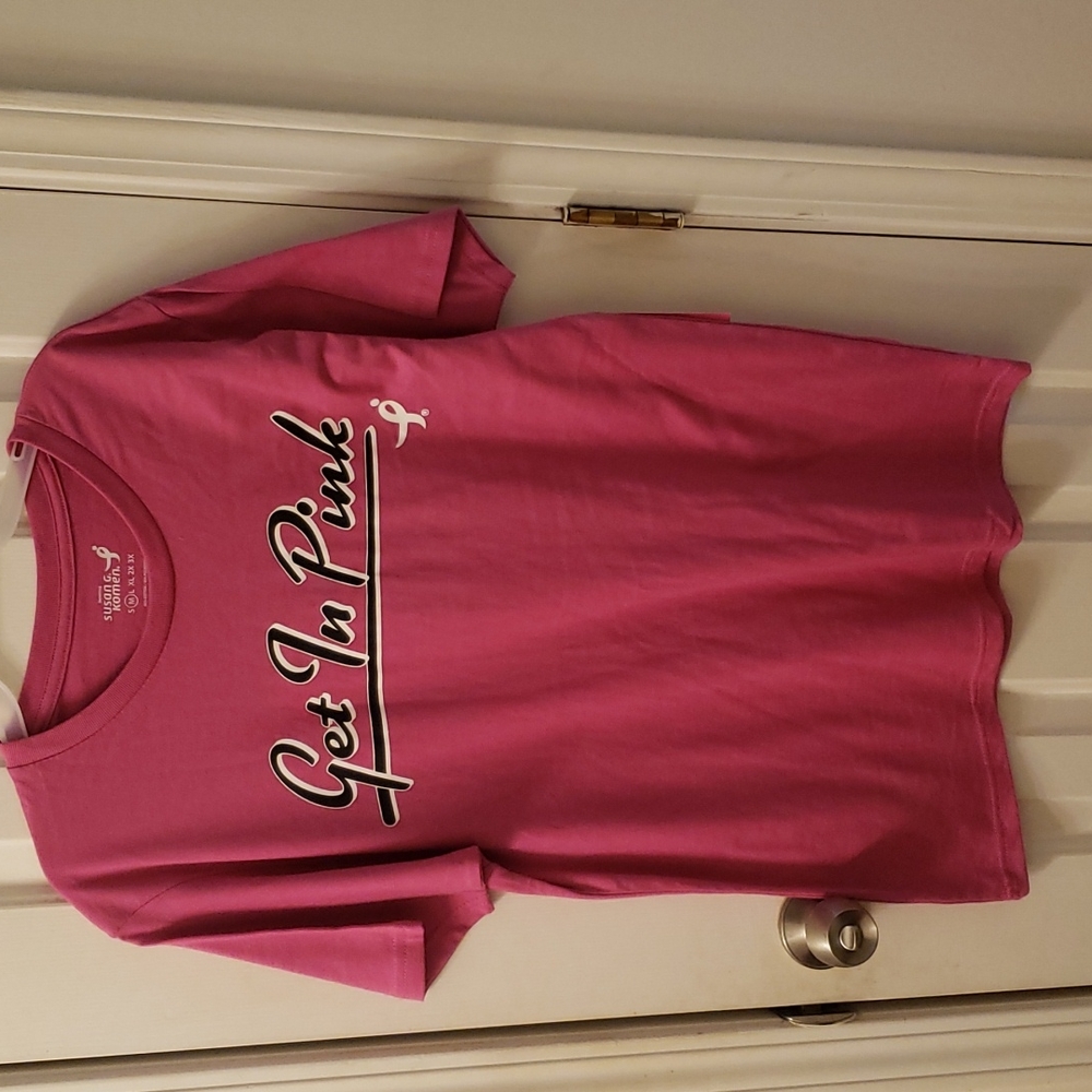 NWT Susan G Komen shirt